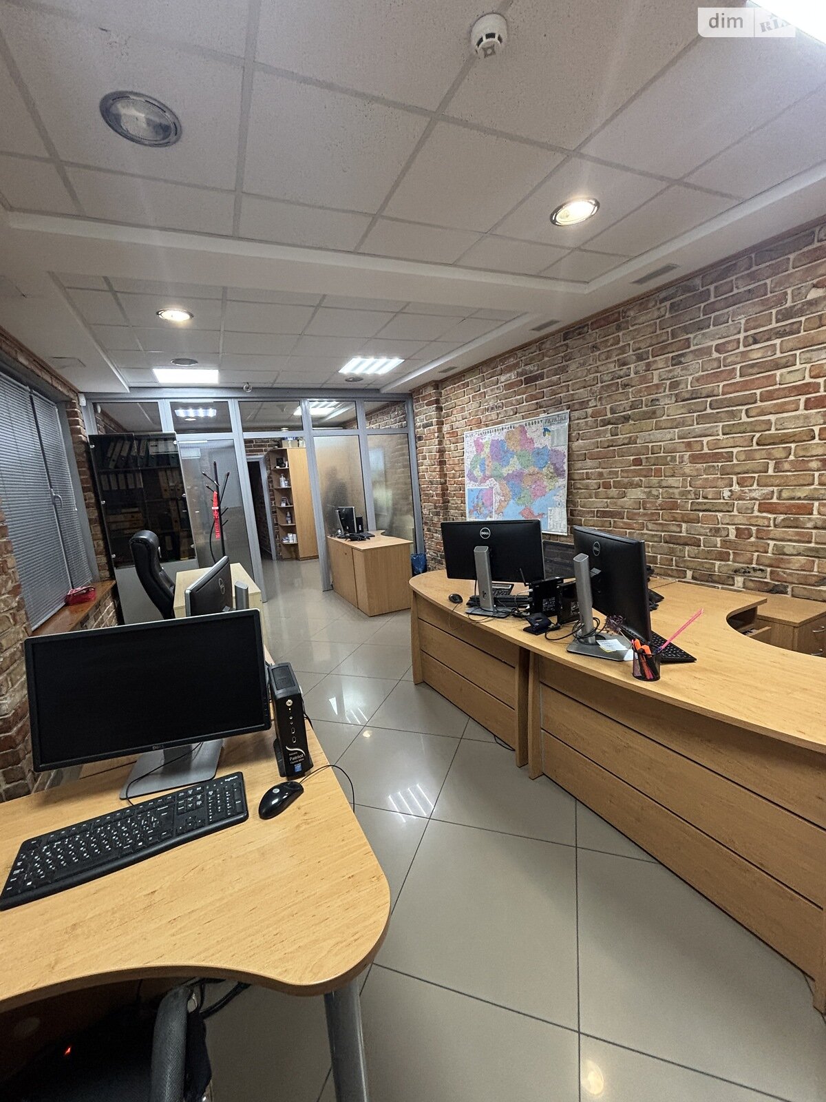 Аренда офисного помещения в Днепре, Степана Бандеры (Шмидта) улица 3/4, помещений - 1, этаж - 1 фото 1 Аренда офисного помещения в Днепре, Степана Бандеры (Шмидта) улица 3/4, помещений - 1, этаж - 1 фото 1