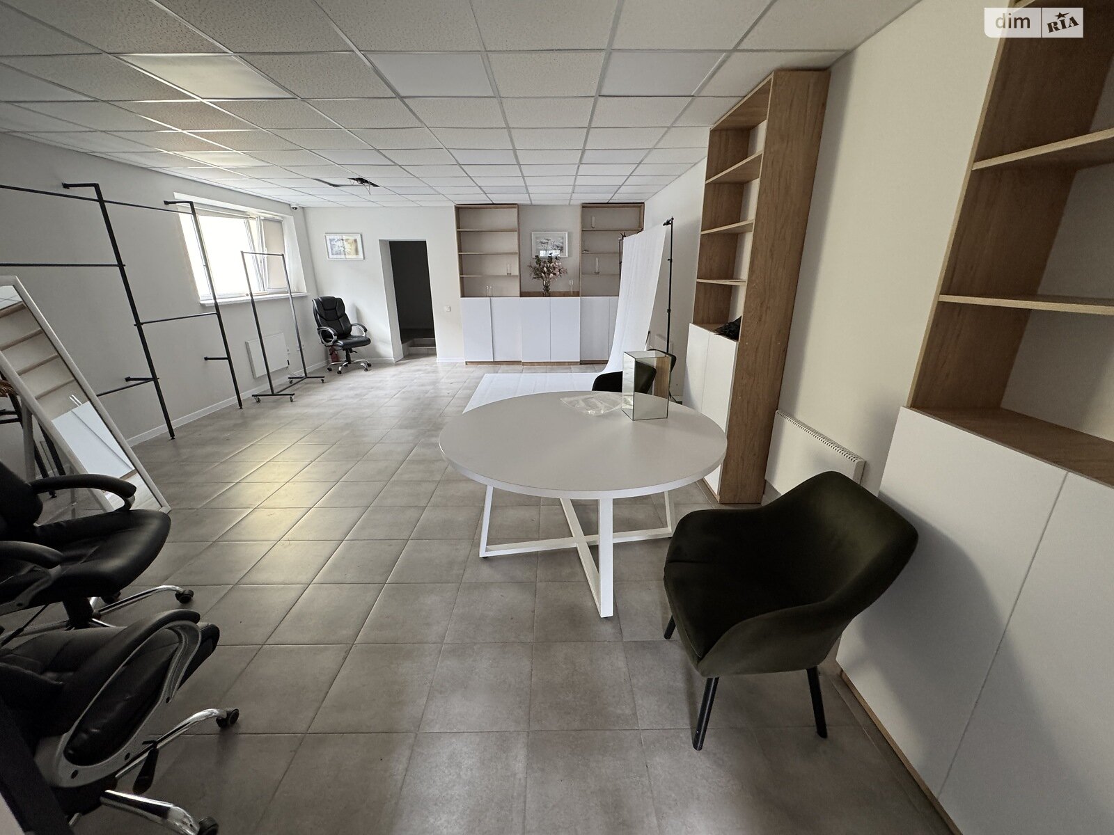 Оренда офісного приміщення в Дніпрі, Запорізьке шосе 28А, приміщень - 1, поверх - 1 фото 1 Оренда офісного приміщення в Дніпрі, Запорізьке шосе 28А, приміщень - 1, поверх - 1 фото 1