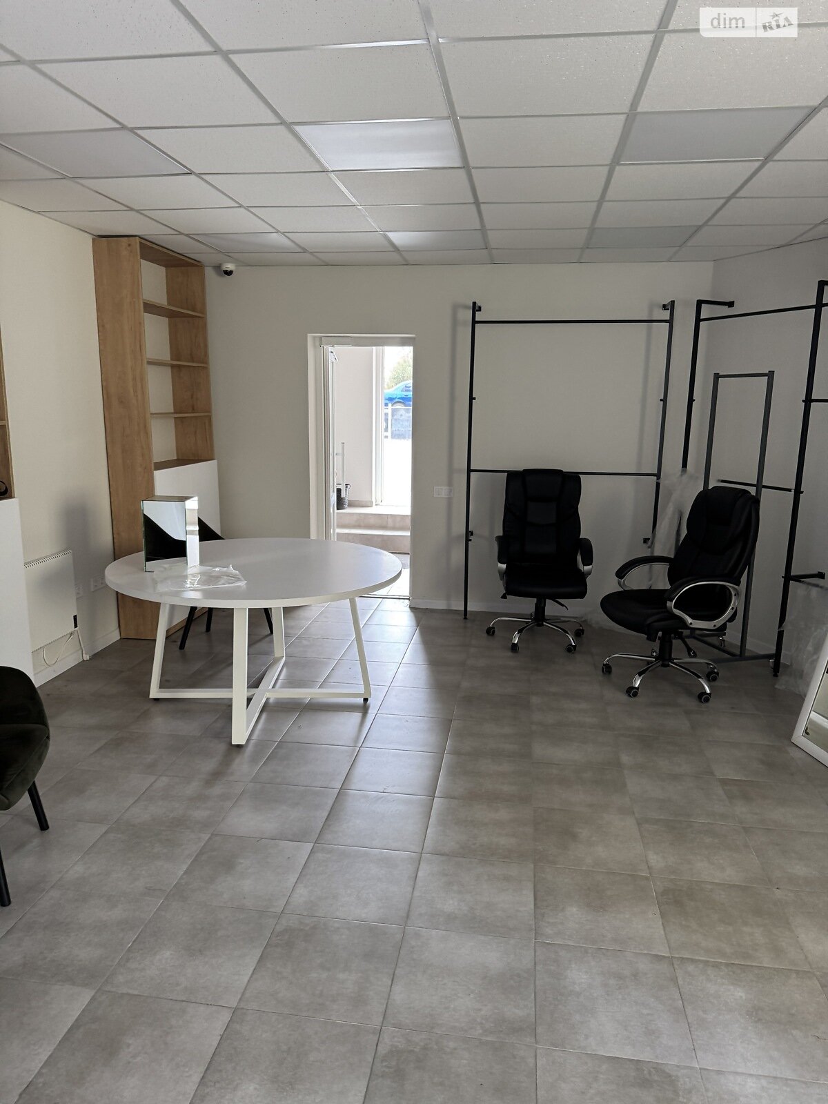 Оренда офісного приміщення в Дніпрі, Запорізьке шосе 28А, приміщень - 1, поверх - 1 фото 1 Оренда офісного приміщення в Дніпрі, Запорізьке шосе 28А, приміщень - 1, поверх - 1 фото 1