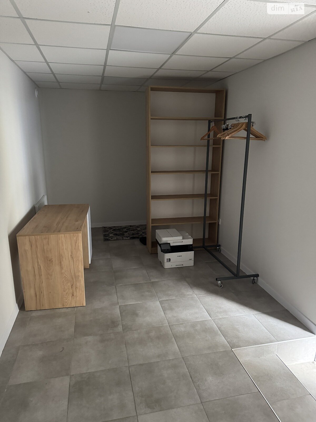 Оренда офісного приміщення в Дніпрі, Запорізьке шосе 28А, приміщень - 1, поверх - 1 фото 1 Оренда офісного приміщення в Дніпрі, Запорізьке шосе 28А, приміщень - 1, поверх - 1 фото 1