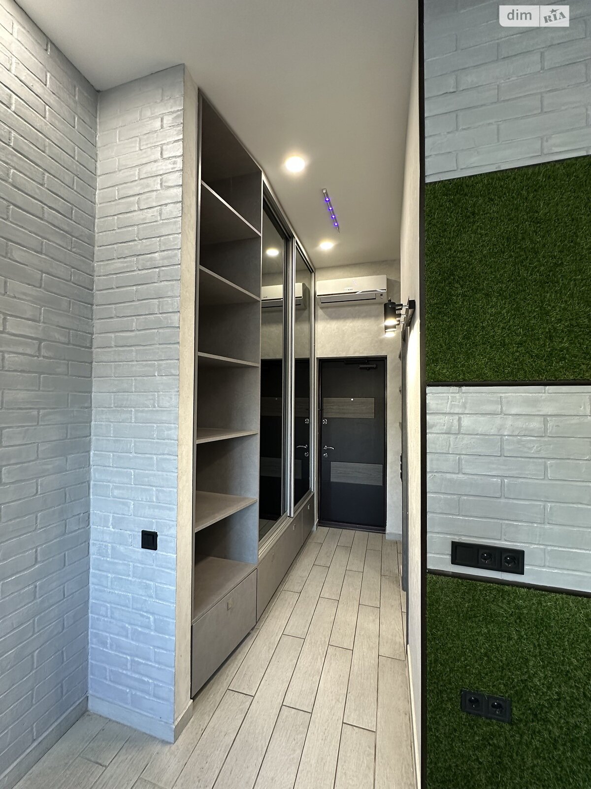 Аренда офисного помещения в Днепре, Европейская улица 9А, помещений - 1, этаж - 3 фото 1 Аренда офисного помещения в Днепре, Европейская улица 9А, помещений - 1, этаж - 3 фото 1