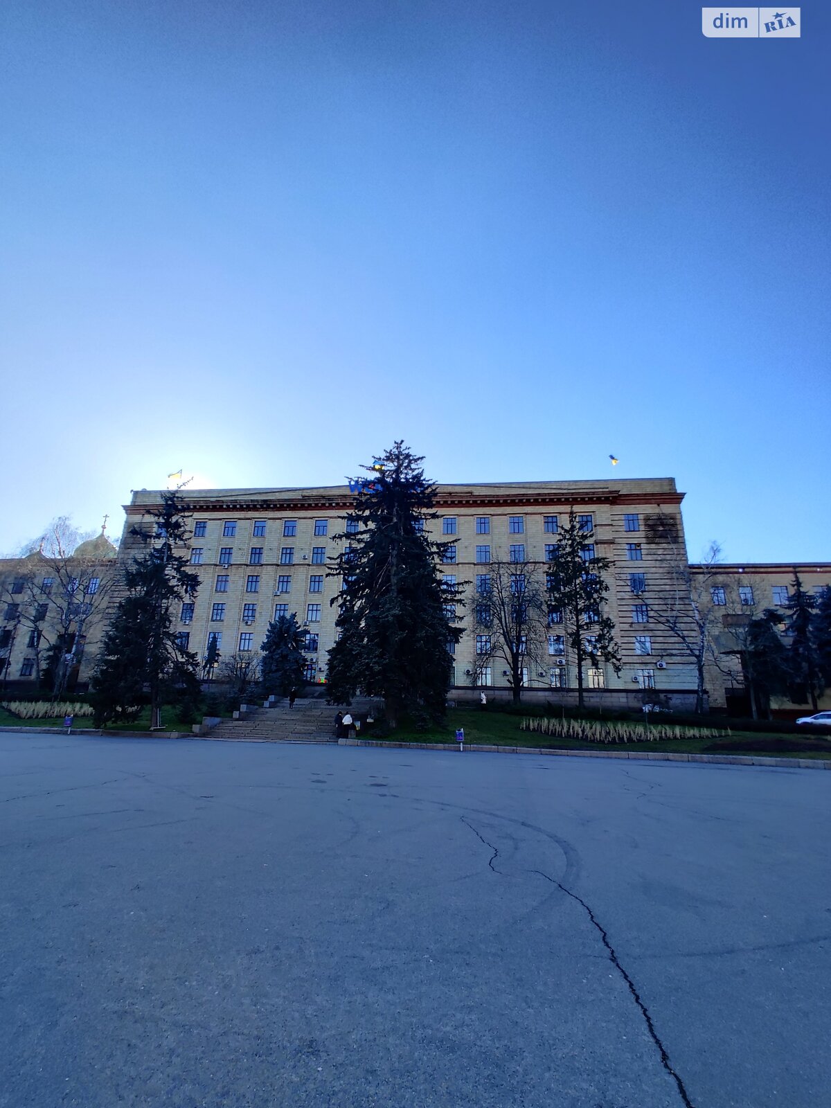 Оренда офісного приміщення в Дніпрі, Героїв Майдану площа 1, приміщень - 1, поверх - 3 фото 1 Оренда офісного приміщення в Дніпрі, Героїв Майдану площа 1, приміщень - 1, поверх - 3 фото 1