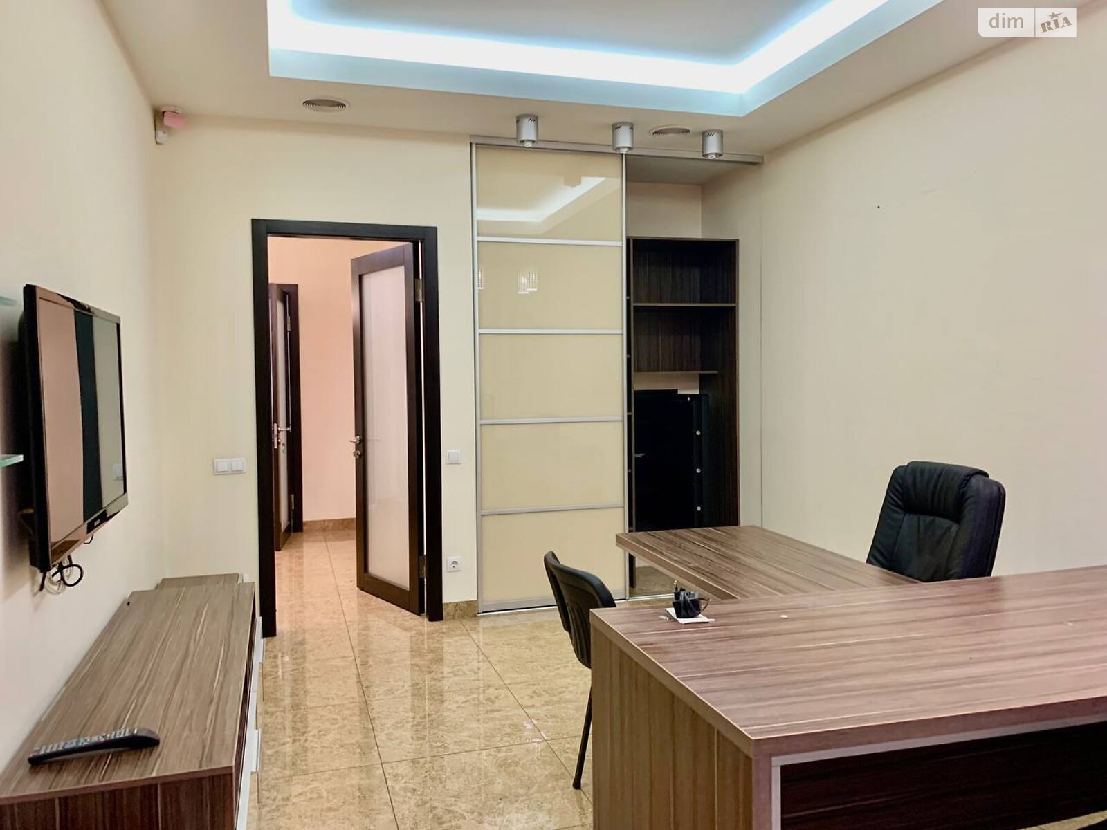 Аренда офисного помещения в Днепре, Мечникова улица 10, помещений - 4, этаж - 3 фото 1