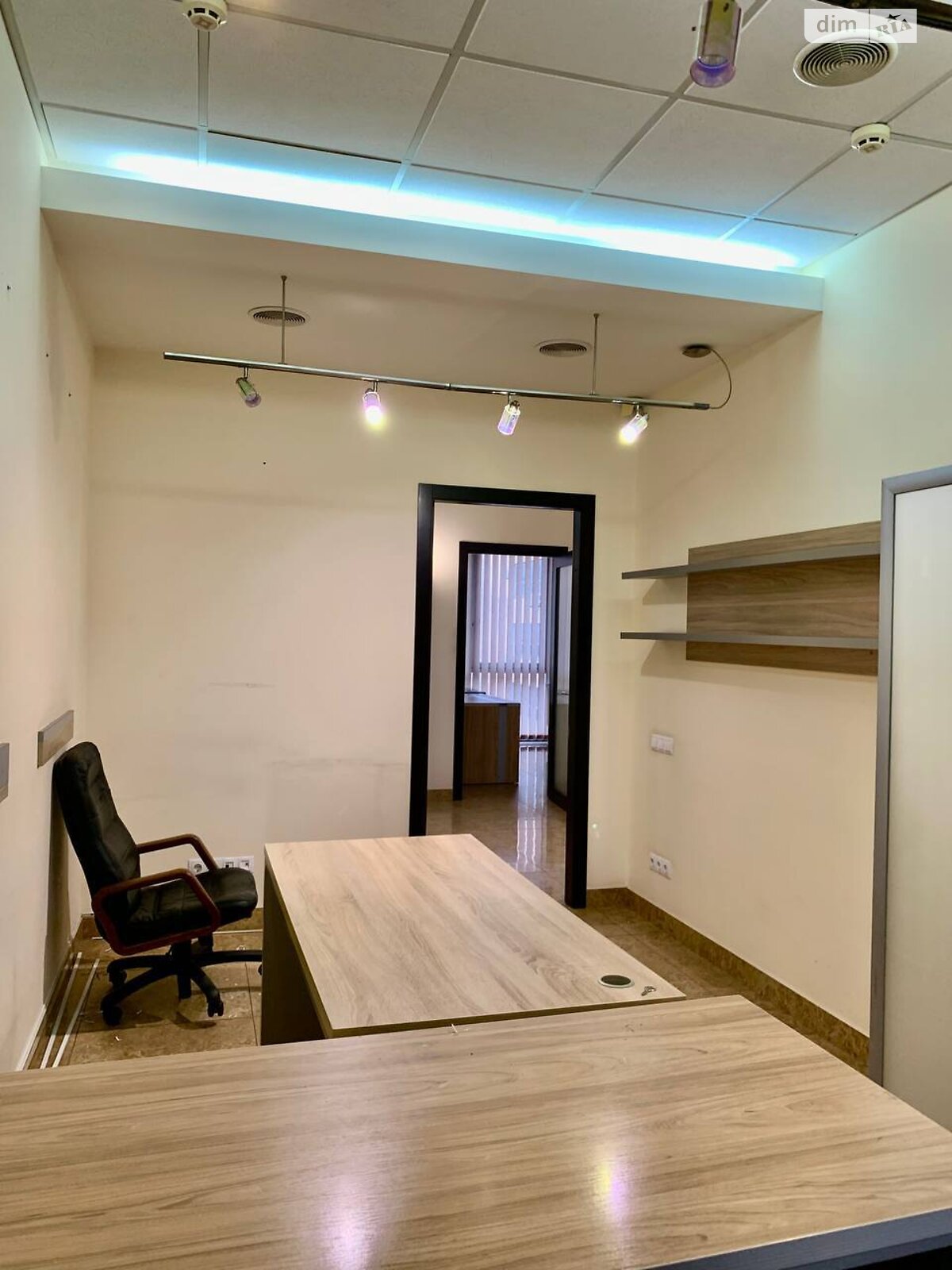 Аренда офисного помещения в Днепре, Мечникова улица 10, помещений - 4, этаж - 3 фото 1