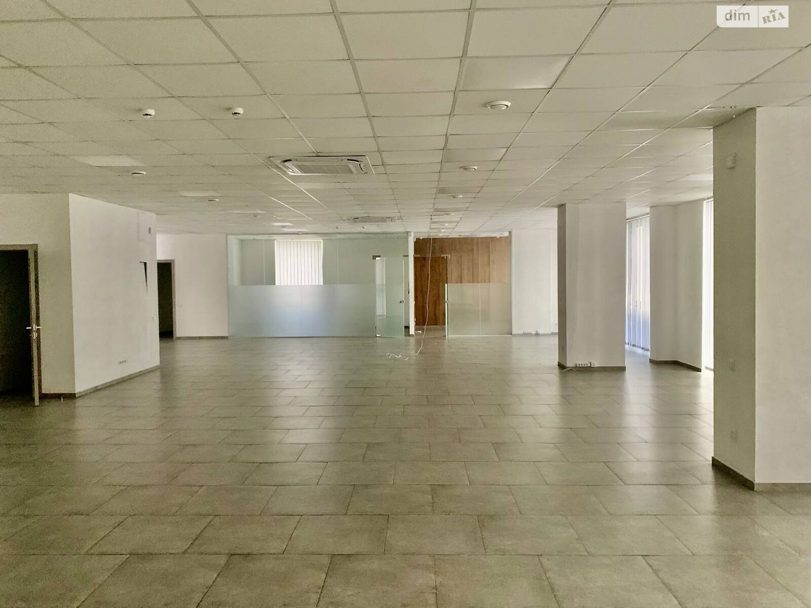 Аренда офисного помещения в Днепре, Мечникова улица 19, помещений - 3, этаж - 8 фото 1