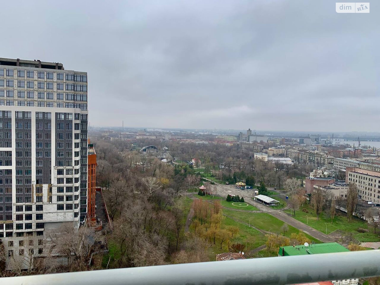 Аренда офисного помещения в Днепре, Мечникова улица 19, помещений - 2, этаж - 18 фото 1 Аренда офисного помещения в Днепре, Мечникова улица 19, помещений - 2, этаж - 18 фото 1