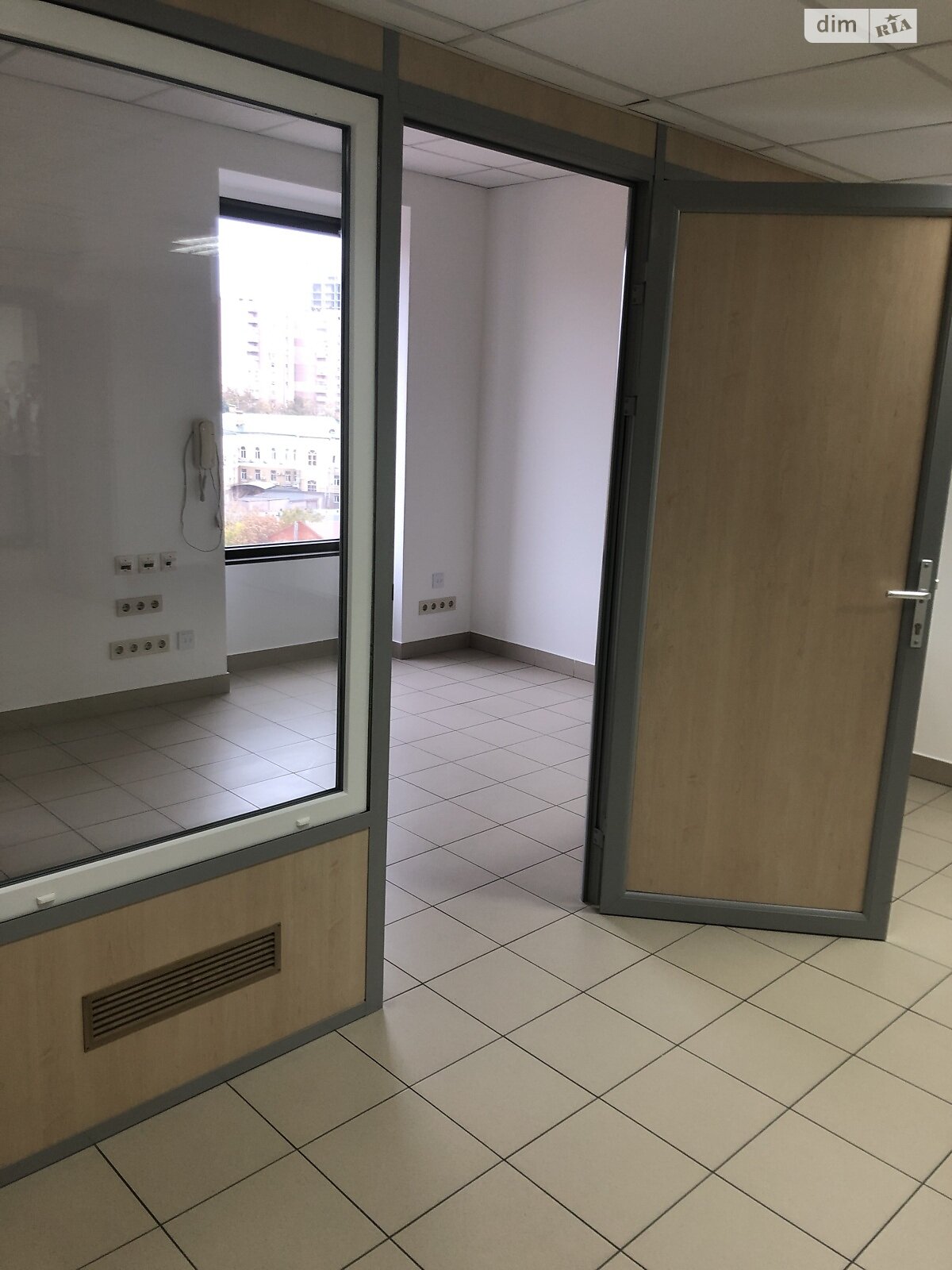 Аренда офисного помещения в Днепре, Шолом-Алейхема улица 4/26, помещений - 1, этаж - 11 фото 1 Аренда офисного помещения в Днепре, Шолом-Алейхема улица 4/26, помещений - 1, этаж - 11 фото 1