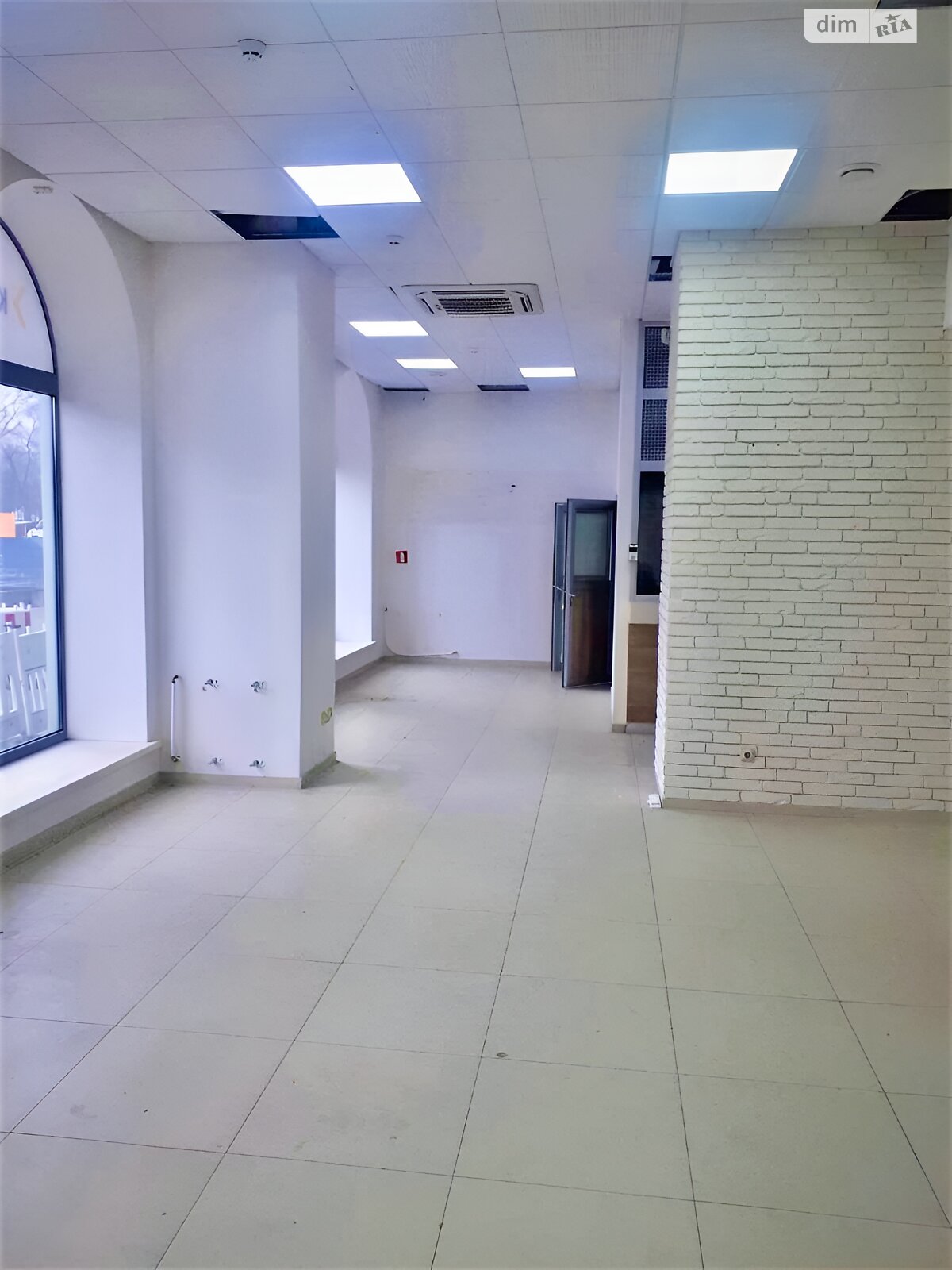 Оренда офісного приміщення в Дніпрі, Яворницького Дмитра (Карла Маркса) проспект, приміщень - 3, поверх - 1 фото 1 Оренда офісного приміщення в Дніпрі, Яворницького Дмитра (Карла Маркса) проспект, приміщень - 3, поверх - 1 фото 1