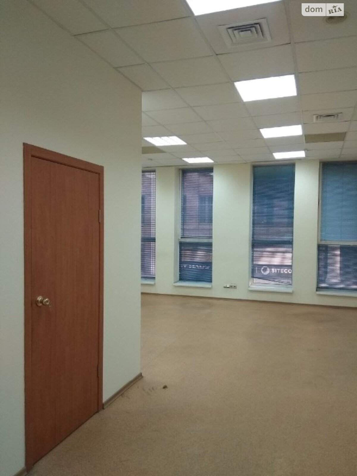 Аренда офисного помещения в Днепре, Баррикадная улица, помещений - 2, этаж - 3 фото 1