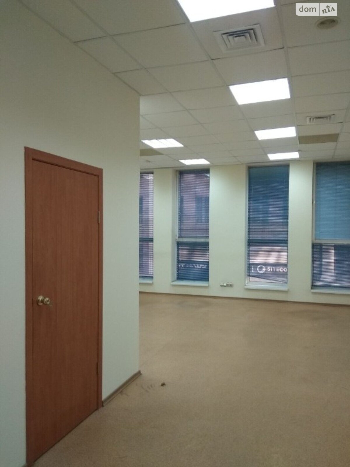 Аренда офисного помещения в Днепре, Баррикадная улица, помещений - 2, этаж - 3 фото 1
