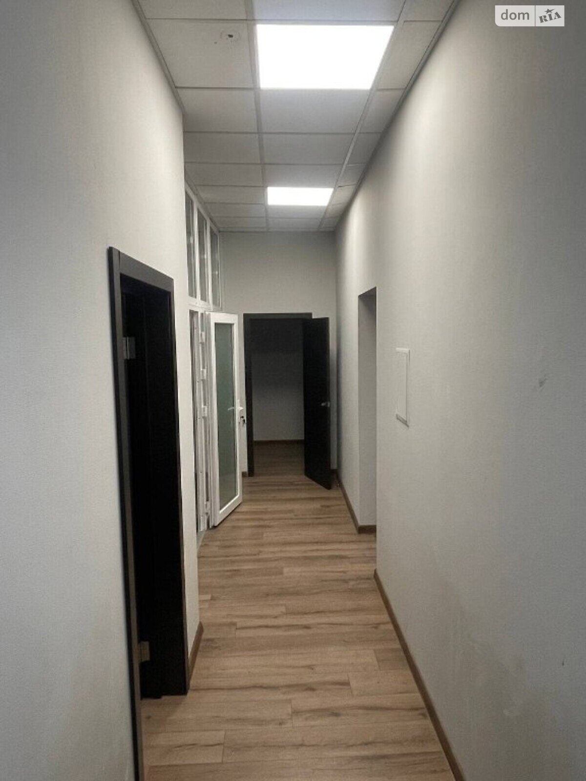 Аренда офисного помещения в Днепре, Шевченко улица, помещений - 1, этаж - 1 фото 1