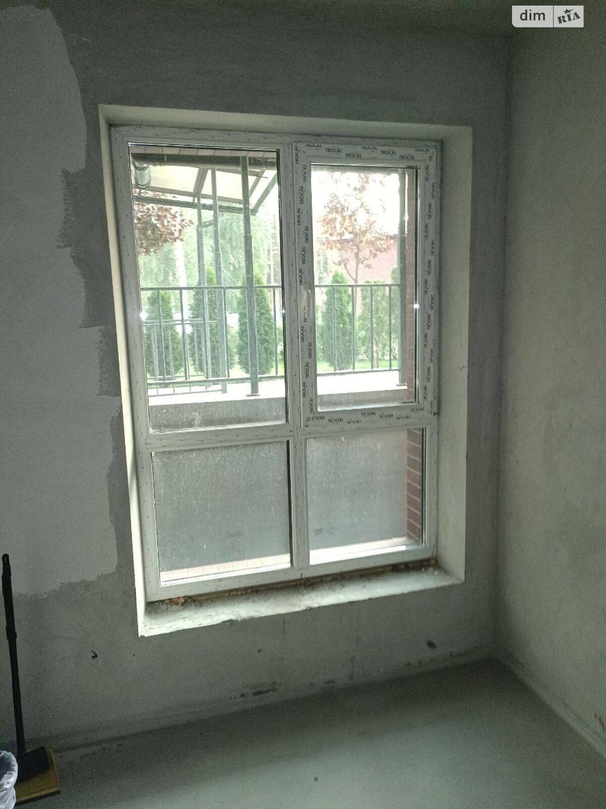 Аренда офисного помещения в Гостомеле, Прорезная улица 13, помещений - 3 фото 1 Аренда офисного помещения в Гостомеле, Прорезная улица 13, помещений - 3 фото 1