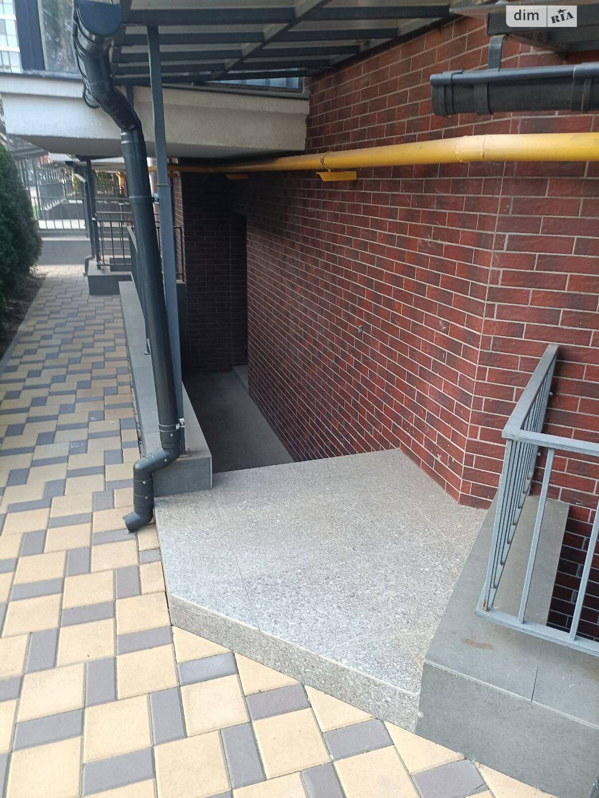 Аренда офисного помещения в Гостомеле, Прорезная улица 13, помещений - 3 фото 1 Аренда офисного помещения в Гостомеле, Прорезная улица 13, помещений - 3 фото 1