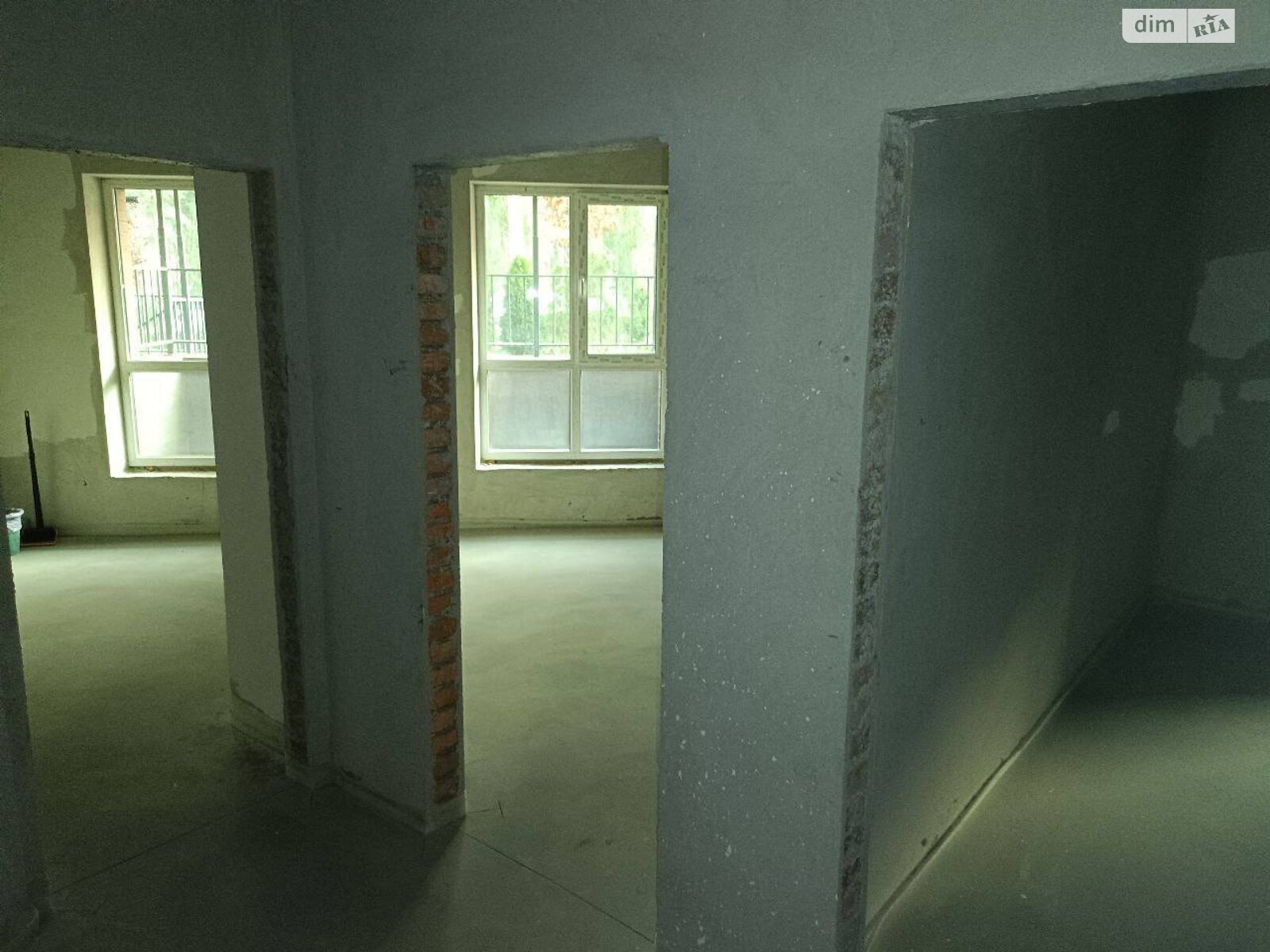 Аренда офисного помещения в Гостомеле, Прорезная улица 13, помещений - 3 фото 1 Аренда офисного помещения в Гостомеле, Прорезная улица 13, помещений - 3 фото 1