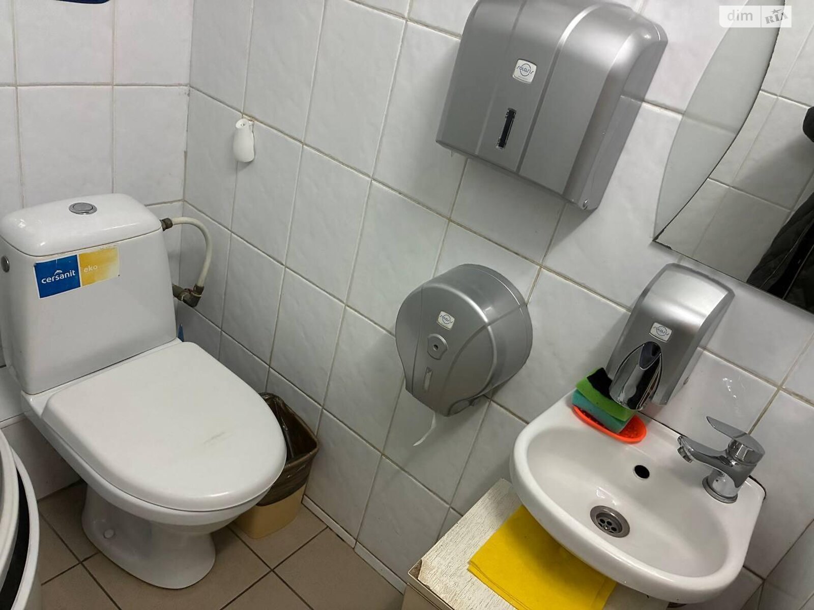 Аренда офисного помещения в Харькове, Блюхера улица, помещений - 8, этаж - 1 фото 1