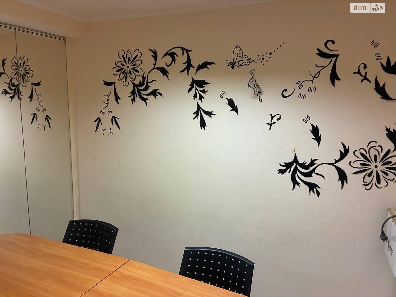 Аренда офисного помещения в Харькове, Блюхера улица, помещений - 8, этаж - 1 фото 1