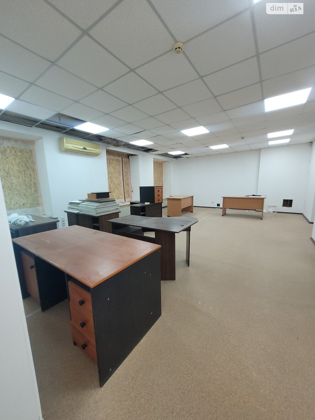 Оренда офісного приміщення в Харкові, Європейська (Новгородська) вулиця 3, приміщень - 10, поверх - 5 фото 1 Оренда офісного приміщення в Харкові, Європейська (Новгородська) вулиця 3, приміщень - 10, поверх - 5 фото 1