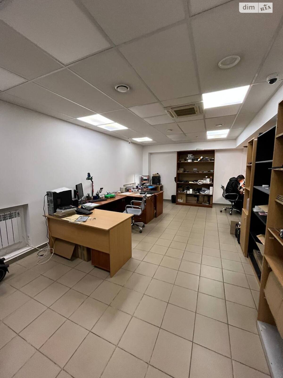 Аренда офисного помещения в Харькове, Славянская улица 8, помещений -, этаж - 1 фото 1