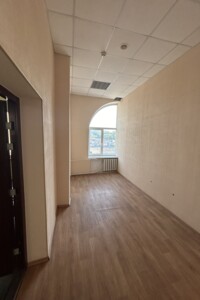 Аренда офисного помещения в Харькове, Суздальские Ряды улица 12, помещений - 3, этаж - 2 фото 2