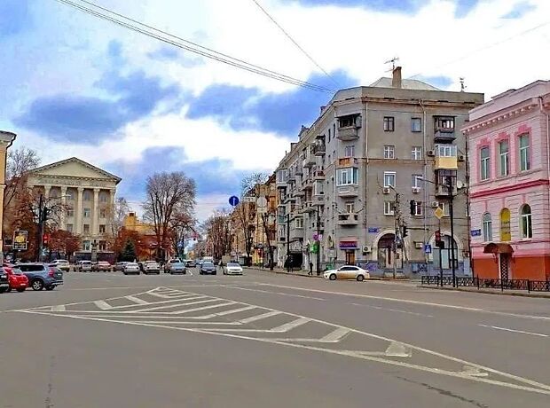 Оренда офісного приміщення в Харкові, Пушкінська вулиця, приміщень - 7, поверх - 4 фото 1 Оренда офісного приміщення в Харкові, Пушкінська вулиця, приміщень - 7, поверх - 4 фото 1