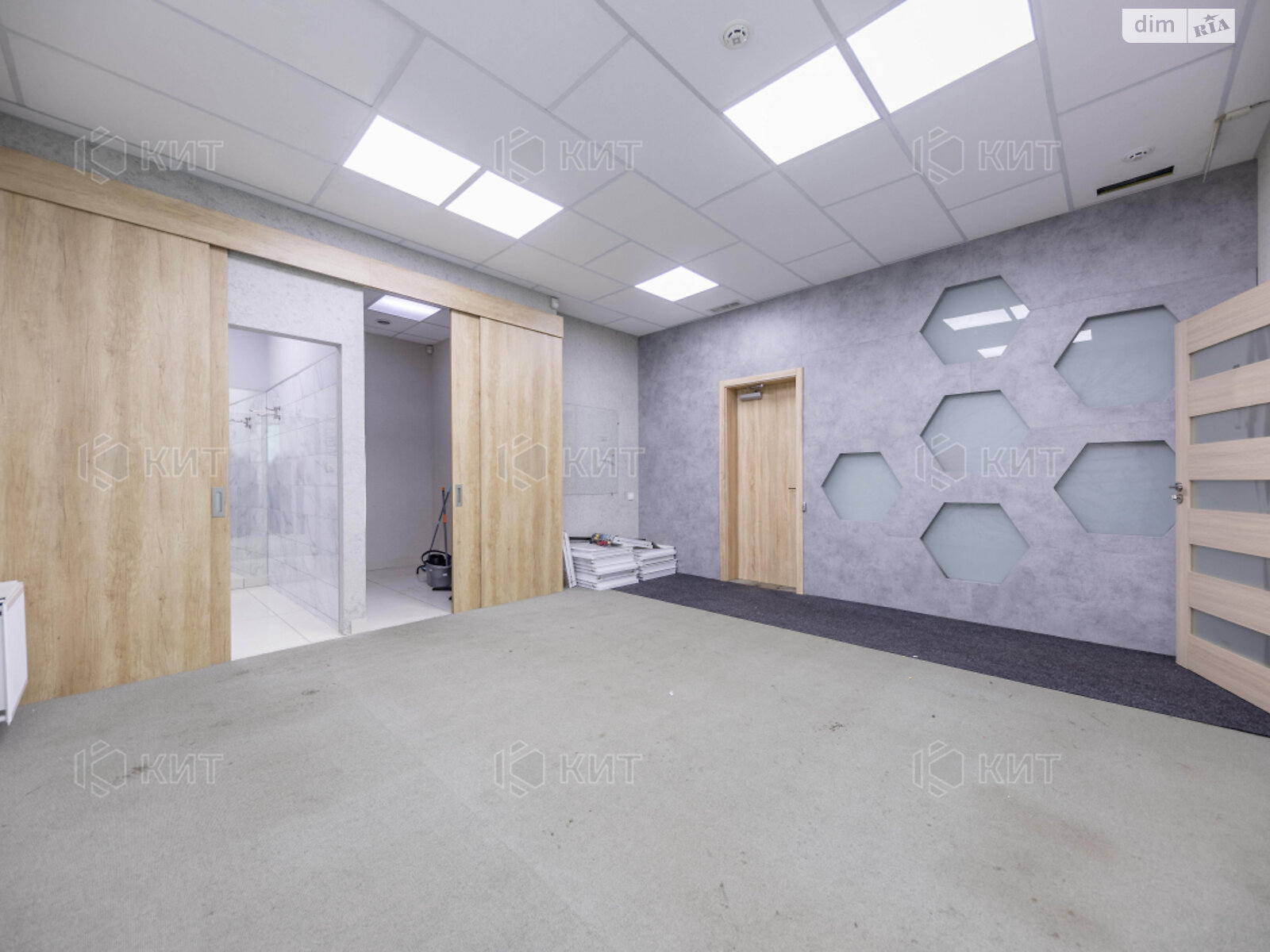 Аренда офисного помещения в Харькове, Ярослава Мудрого Петровского 30, помещений -, этаж - 2 фото 1 Аренда офисного помещения в Харькове, Ярослава Мудрого Петровского 30, помещений -, этаж - 2 фото 1