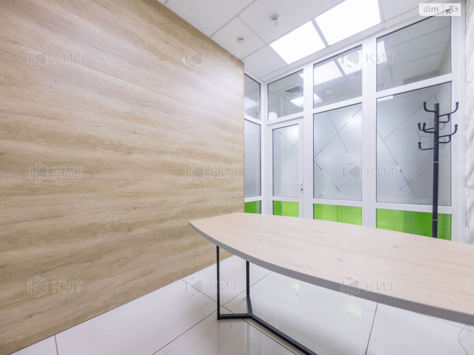 Аренда офисного помещения в Харькове, Ярослава Мудрого Петровского 30, помещений -, этаж - 2 фото 1 Аренда офисного помещения в Харькове, Ярослава Мудрого Петровского 30, помещений -, этаж - 2 фото 1