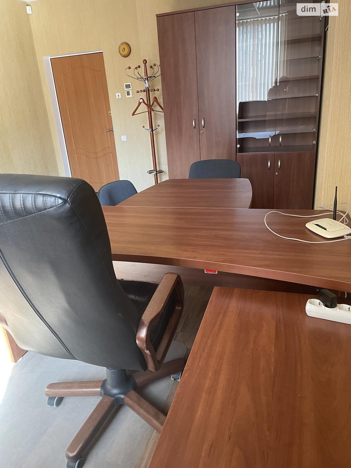 Оренда офісного приміщення в Харкові, Чернишевська вулиця, приміщень - 1, поверх - 3 фото 1 Оренда офісного приміщення в Харкові, Чернишевська вулиця, приміщень - 1, поверх - 3 фото 1