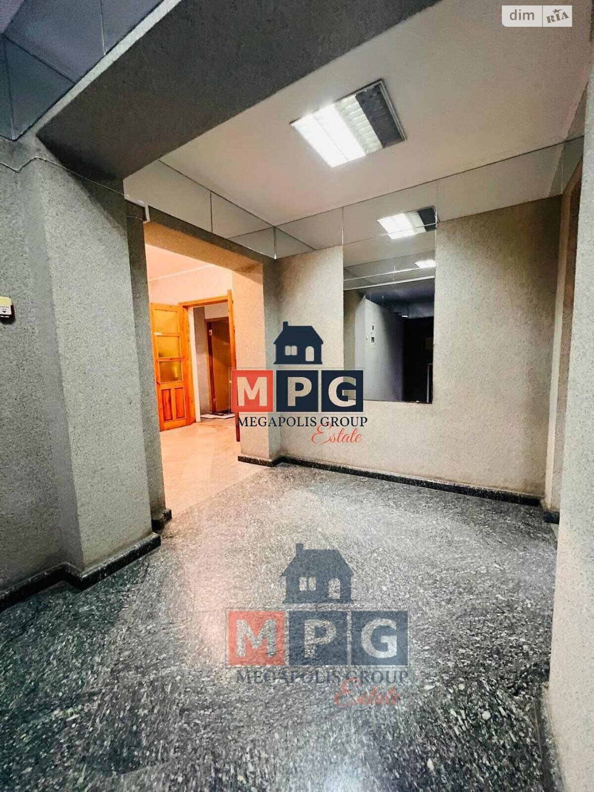 Аренда офисного помещения в Харькове, Мироносицкая улица, помещений - 1, этаж - 1 фото 1 Аренда офисного помещения в Харькове, Мироносицкая улица, помещений - 1, этаж - 1 фото 1