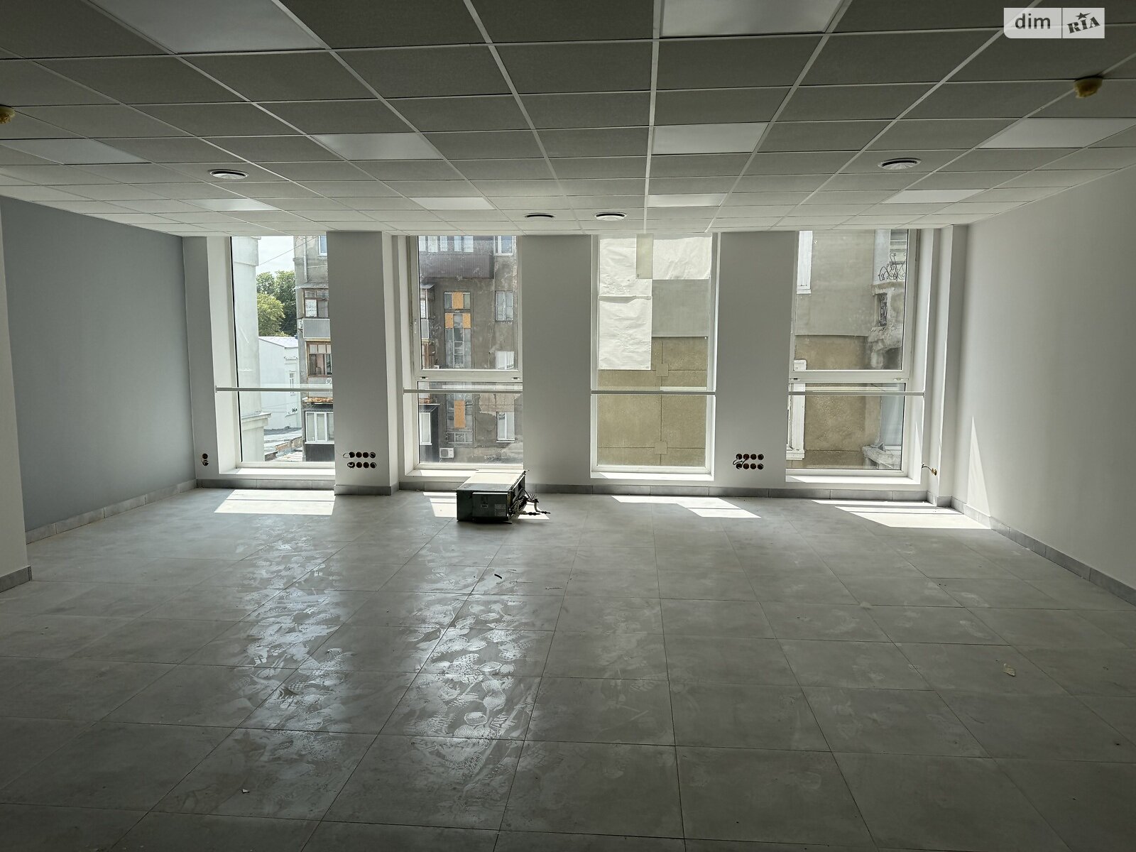 Аренда офисного помещения в Харькове, Сумская улица 102, помещений -, этаж - 4 фото 1 Аренда офисного помещения в Харькове, Сумская улица 102, помещений -, этаж - 4 фото 1