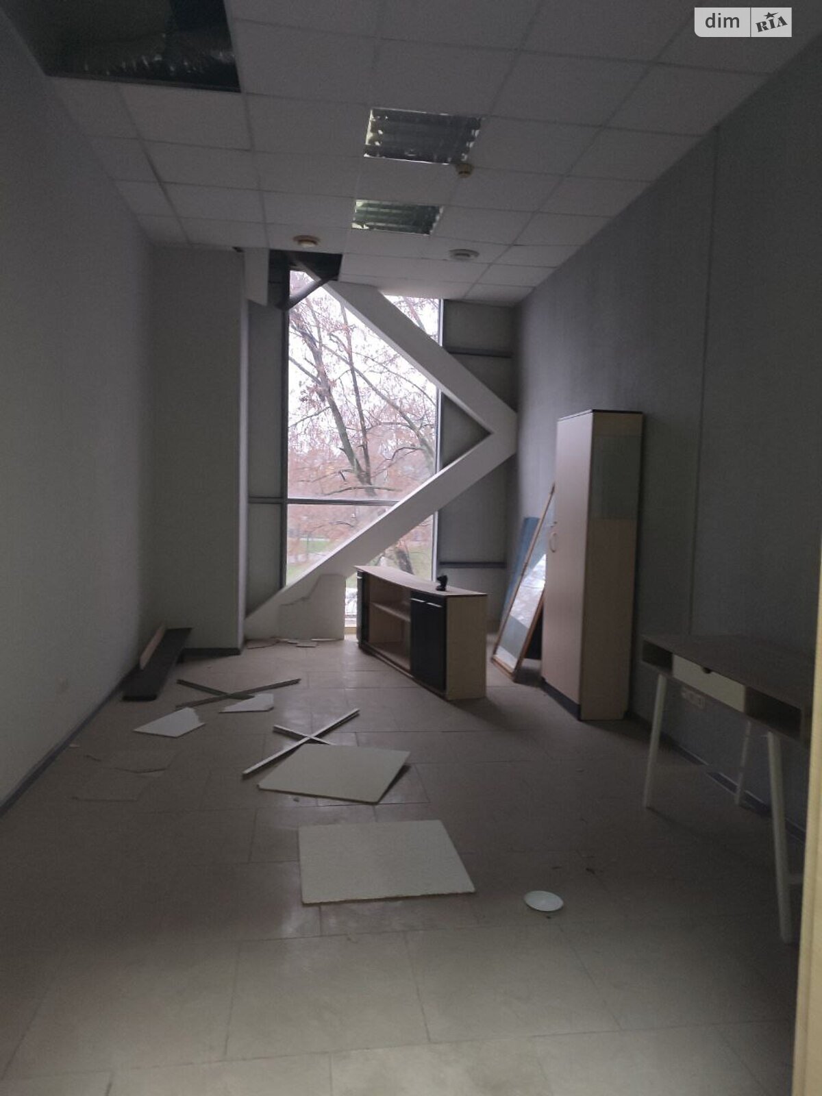 Оренда офісного приміщення в Харкові, Гімназійна (Червоношкільна) набережна 18А, приміщень - 12, поверх - 3 фото 1 Оренда офісного приміщення в Харкові, Гімназійна (Червоношкільна) набережна 18А, приміщень - 12, поверх - 3 фото 1