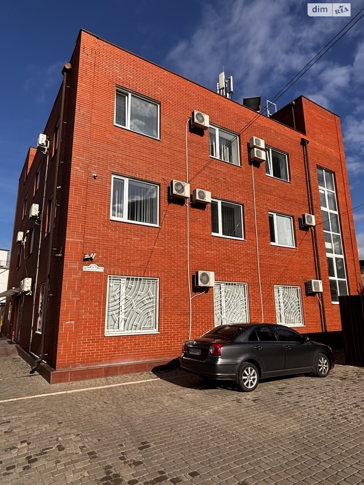 Аренда офисного помещения в Харькове, Нетеченская улица 25, помещений -, этаж - 3 фото 1