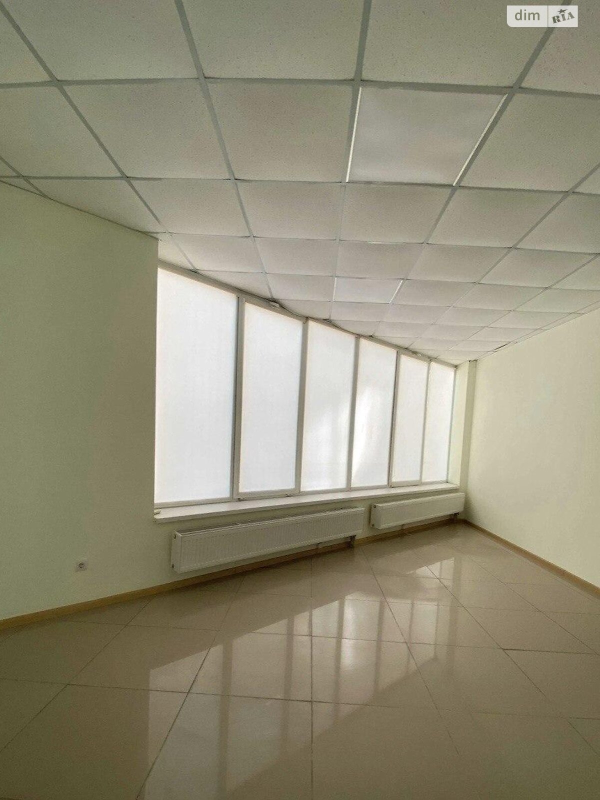 Аренда офисного помещения в Харькове, Ленина проспект, помещений -, этаж - 1 фото 1