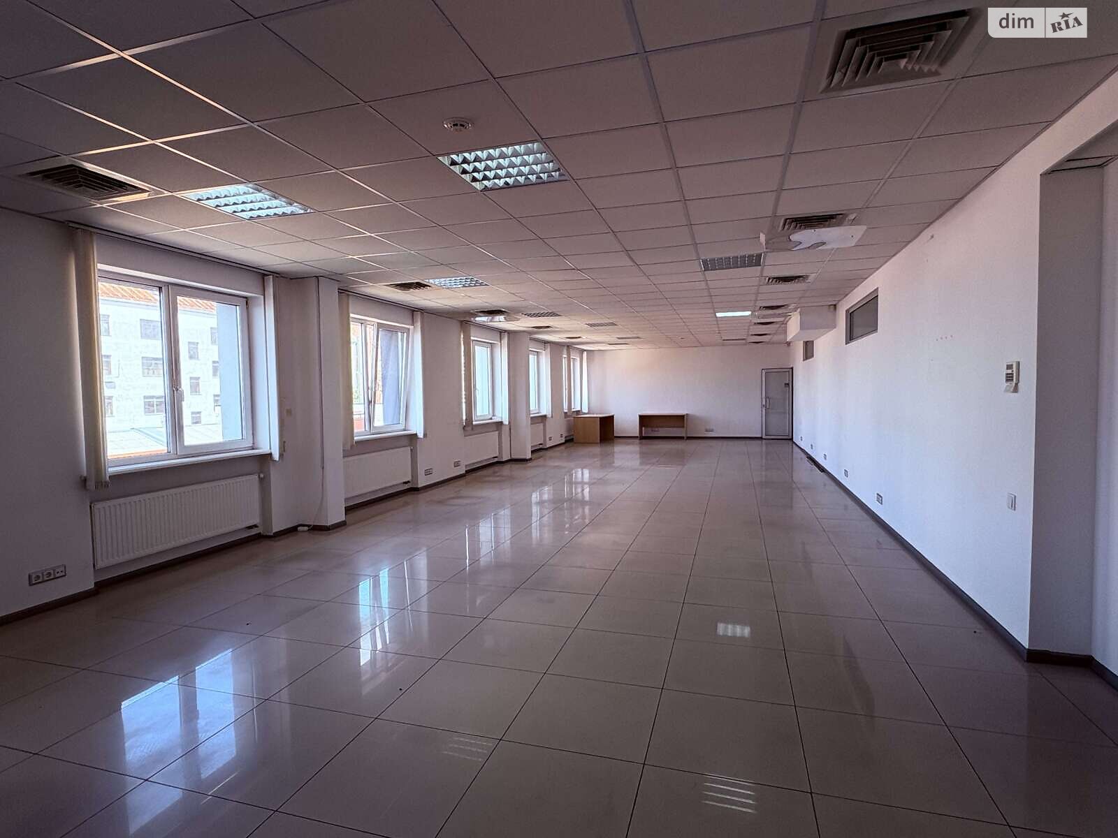 Аренда офисного помещения в Харькове, Кооперативная улица 1А, помещений - 3, этаж - 2 фото 1