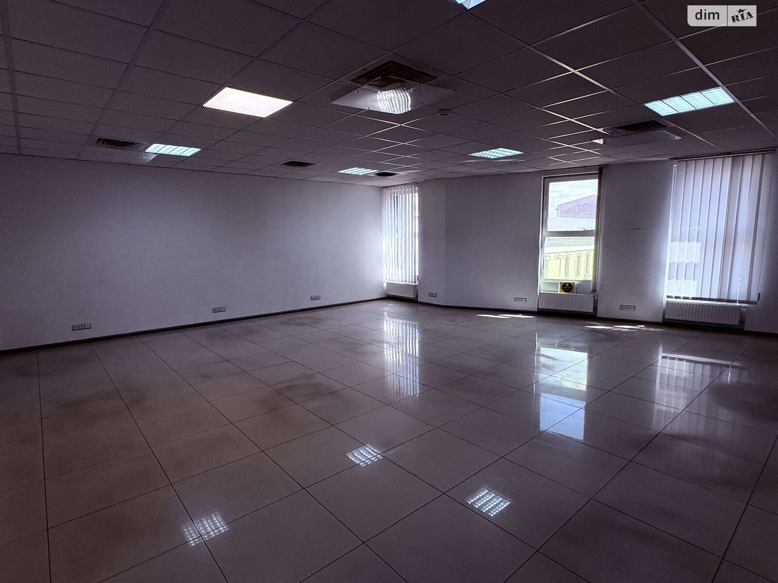 Аренда офисного помещения в Харькове, Кооперативная улица 1А, помещений - 3, этаж - 2 фото 1