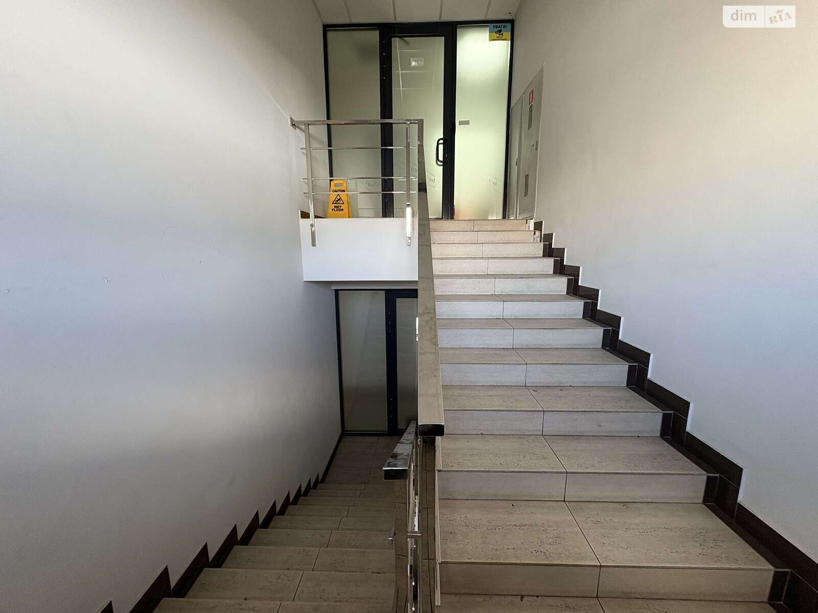 Аренда офисного помещения в Харькове, Кооперативная улица 1А, помещений - 3, этаж - 2 фото 1