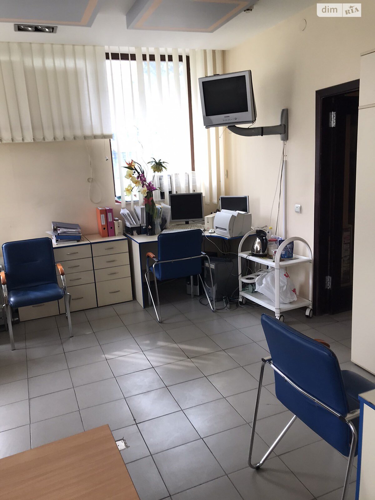 Оренда офісного приміщення в Харкові, Космічна вулиця 12А, приміщень - 1, поверх - 1 фото 1 Оренда офісного приміщення в Харкові, Космічна вулиця 12А, приміщень - 1, поверх - 1 фото 1