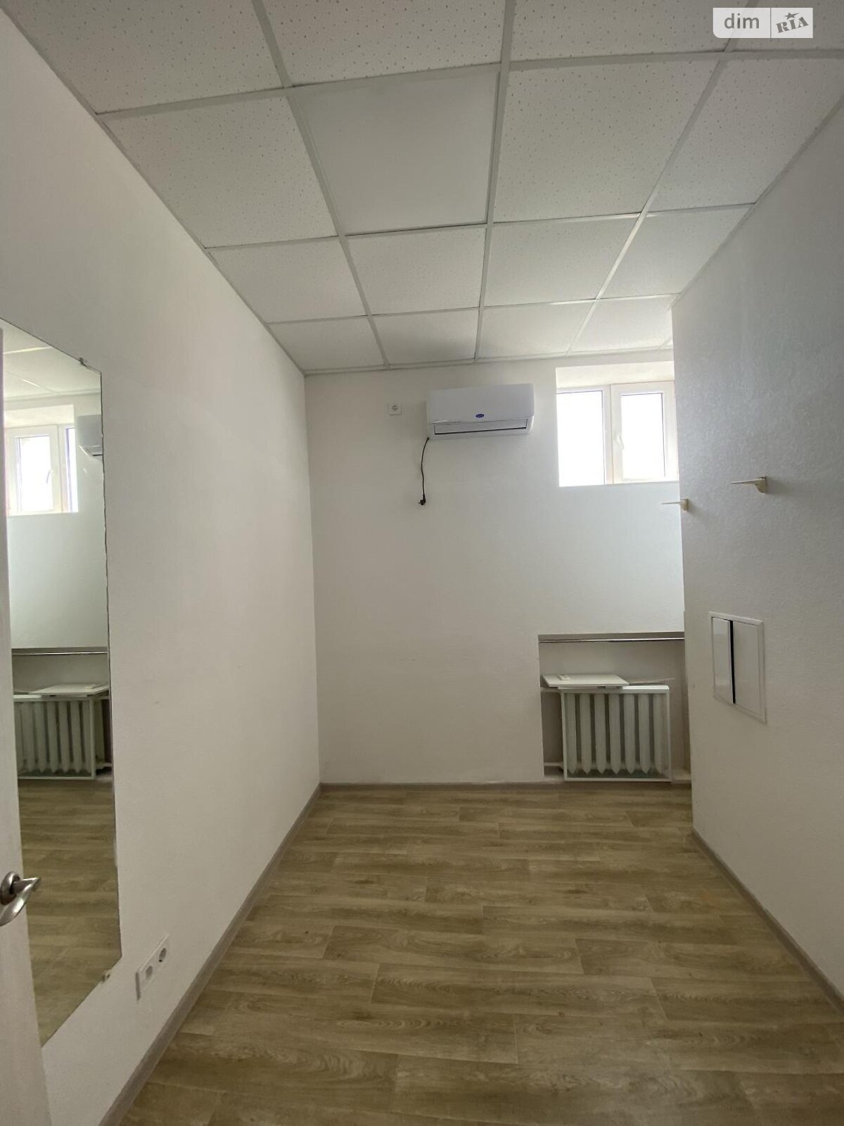 Оренда офісного приміщення в Харкові, Леніна проспект 38, приміщень - 1, поверх - 8 фото 1