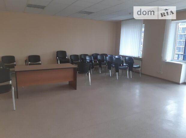 Аренда офисного помещения в Харькове, Новгородская улица 11, помещений - 11, этаж - 7 фото 1 Аренда офисного помещения в Харькове, Новгородская улица 11, помещений - 11, этаж - 7 фото 1