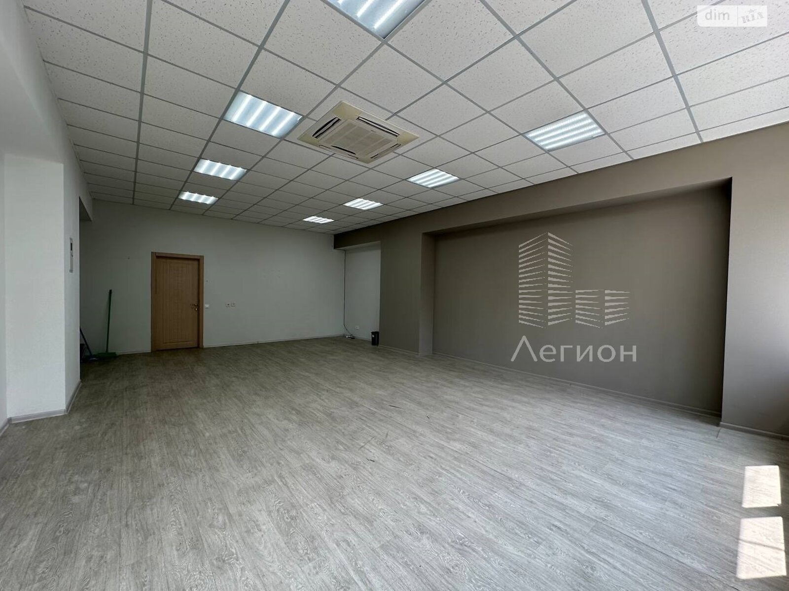 Аренда офисного помещения в Харькове, Серповая улица, помещений - 1, этаж - 2 фото 1 Аренда офисного помещения в Харькове, Серповая улица, помещений - 1, этаж - 2 фото 1