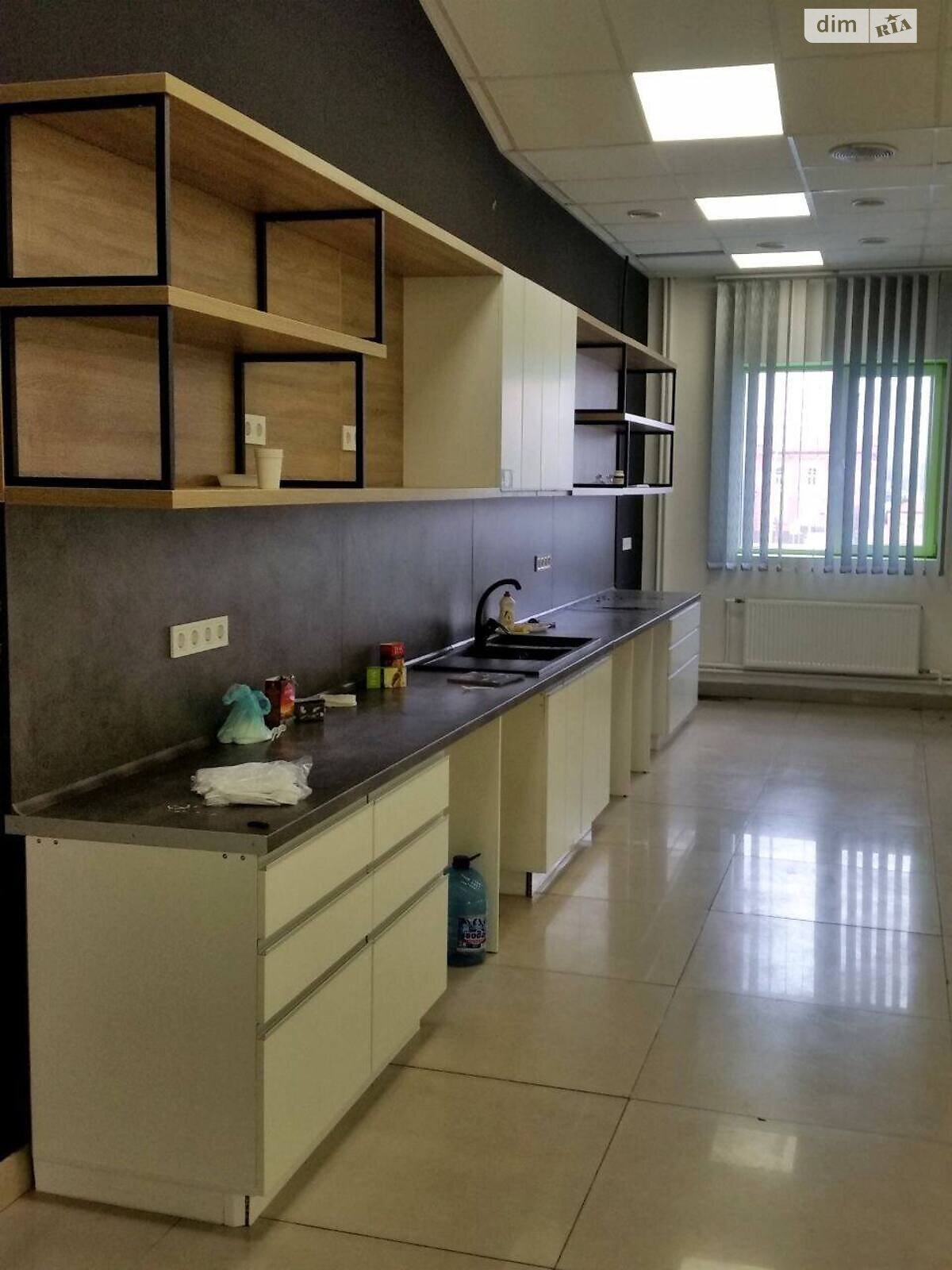 Аренда офисного помещения в Харькове, Защитников Украины 2, помещений - 10, этаж - 2 фото 1 Аренда офисного помещения в Харькове, Защитников Украины 2, помещений - 10, этаж - 2 фото 1