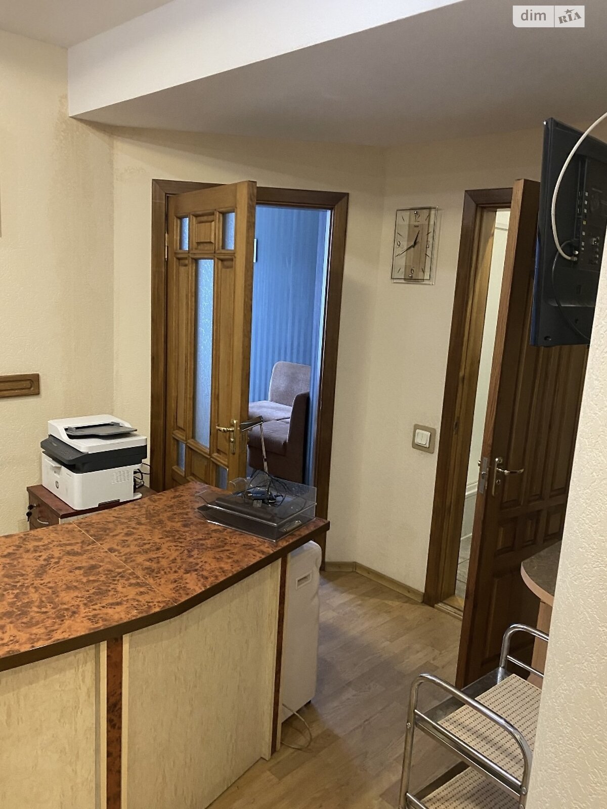 Аренда офисного помещения в Харькове, Павловский майдан 5, помещений - 3, этаж - 2 фото 1 Аренда офисного помещения в Харькове, Павловский майдан 5, помещений - 3, этаж - 2 фото 1