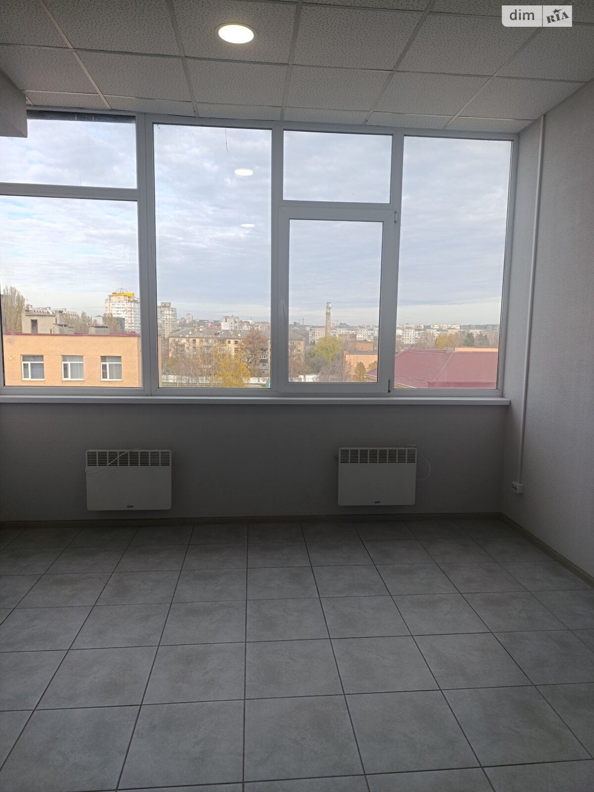 Аренда офисного помещения в Хмельницком, Проскуровская улица 74А, помещений - 1, этаж - 6 фото 1