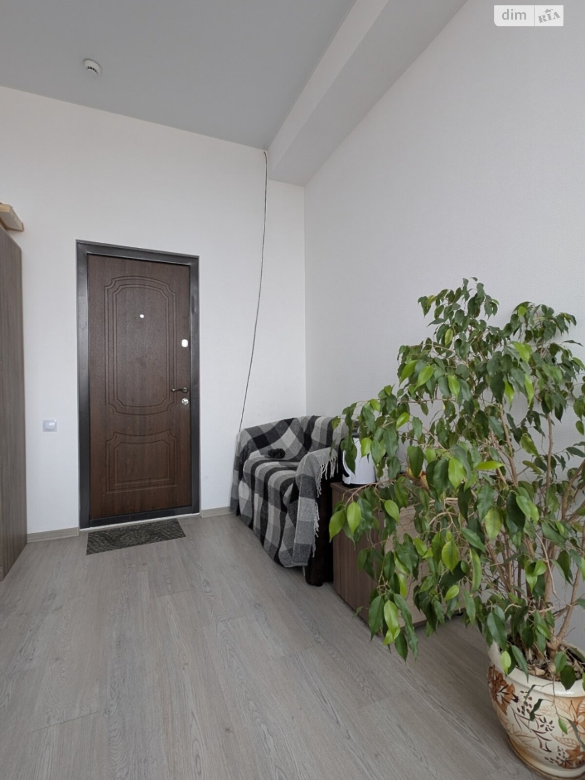 Оренда офісного приміщення в Хмельницькому, Проскурівська вулиця 74А, приміщень - 1, поверх - 5 фото 1