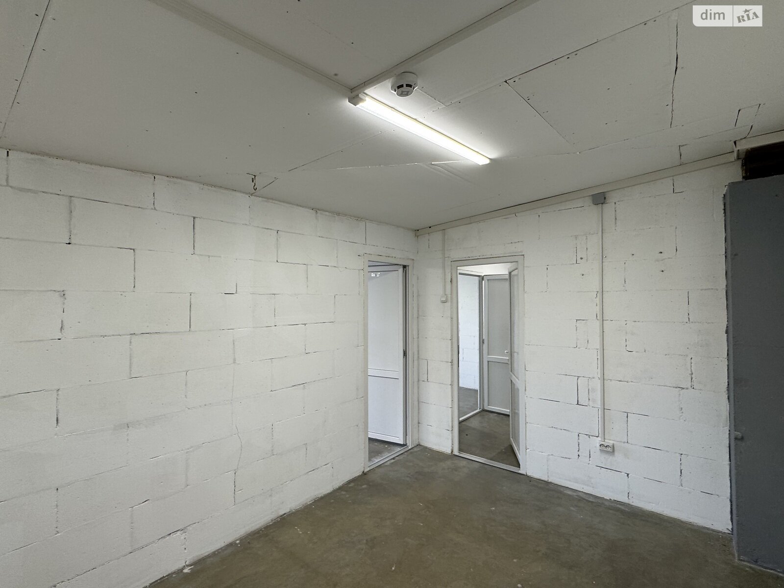 Аренда офисного помещения в Хмельницком, Князя Святослава Храброго (Толстого Льва) улица 5, помещений - 6, этаж - 3 фото 1
