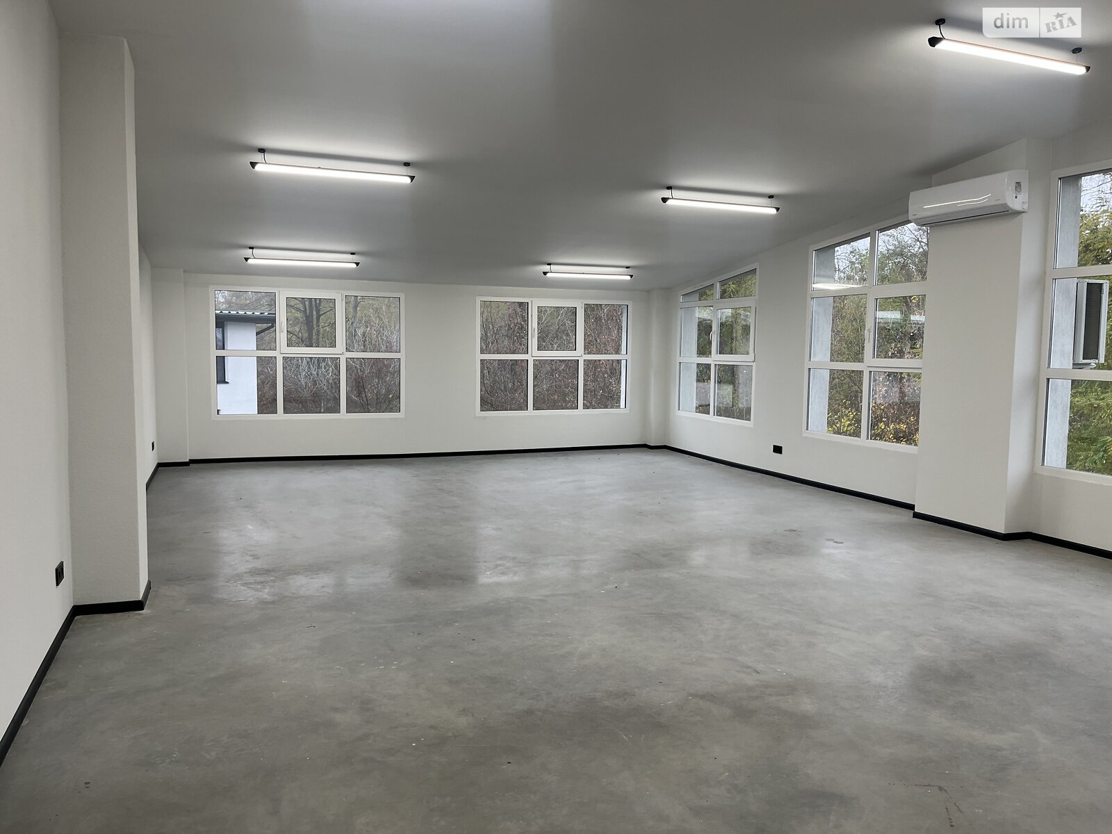 Оренда офісного приміщення в Хмельницькому, Князя Святослава Хороброго (Толстого Льва) вулиця 5, приміщень - 2, поверх - 3 фото 1 Оренда офісного приміщення в Хмельницькому, Князя Святослава Хороброго (Толстого Льва) вулиця 5, приміщень - 2, поверх - 3 фото 1