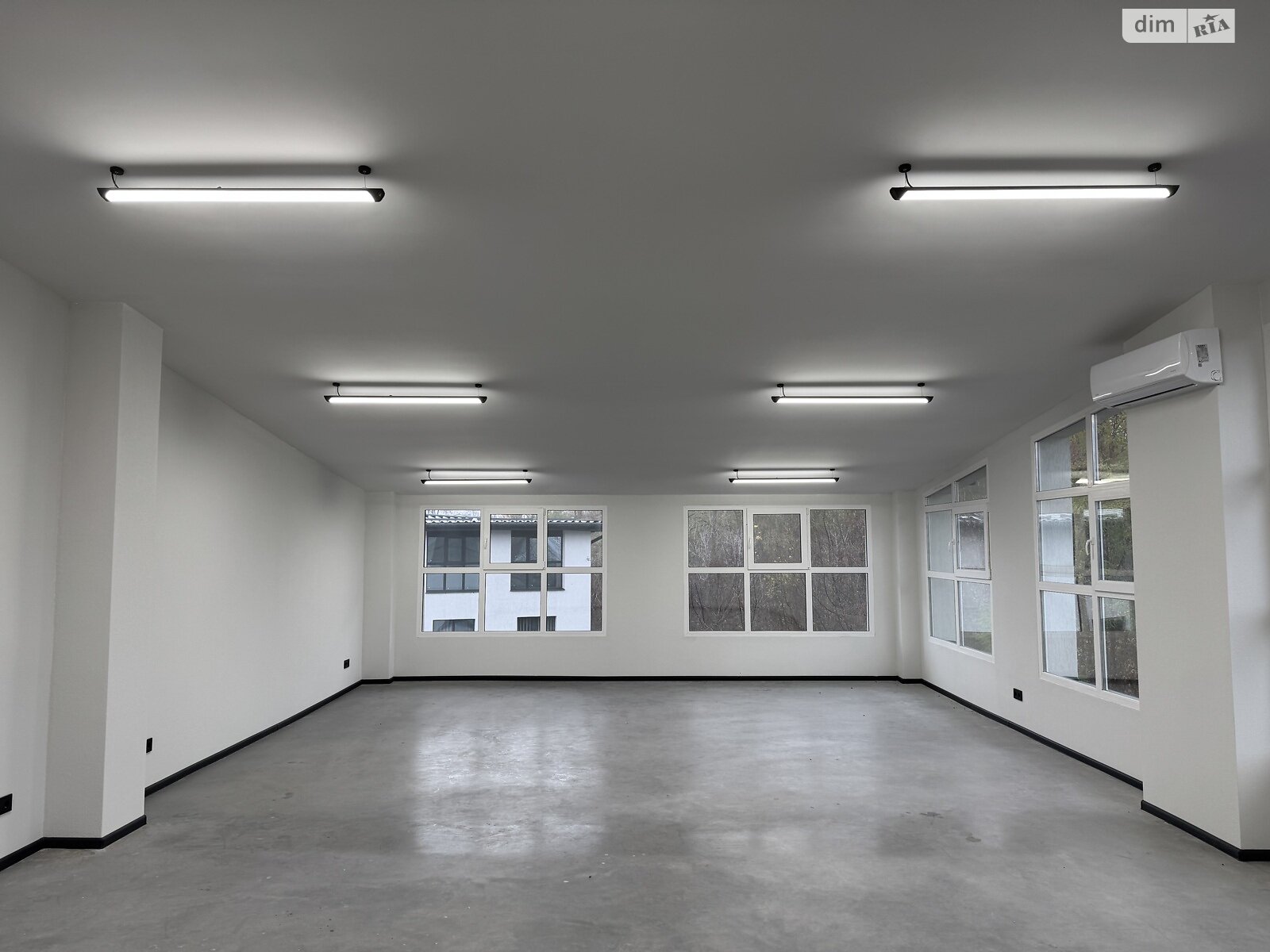 Аренда офисного помещения в Хмельницком, Князя Святослава Храброго (Толстого Льва) улица 5, помещений - 2, этаж - 3 фото 1