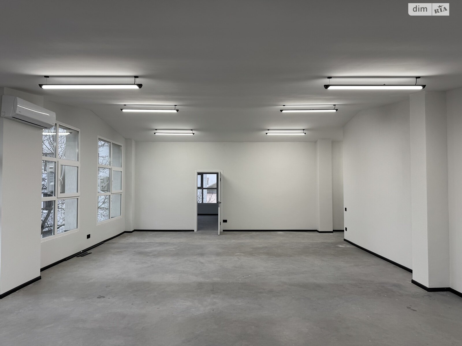 Аренда офисного помещения в Хмельницком, Князя Святослава Храброго (Толстого Льва) улица 5, помещений - 2, этаж - 3 фото 1