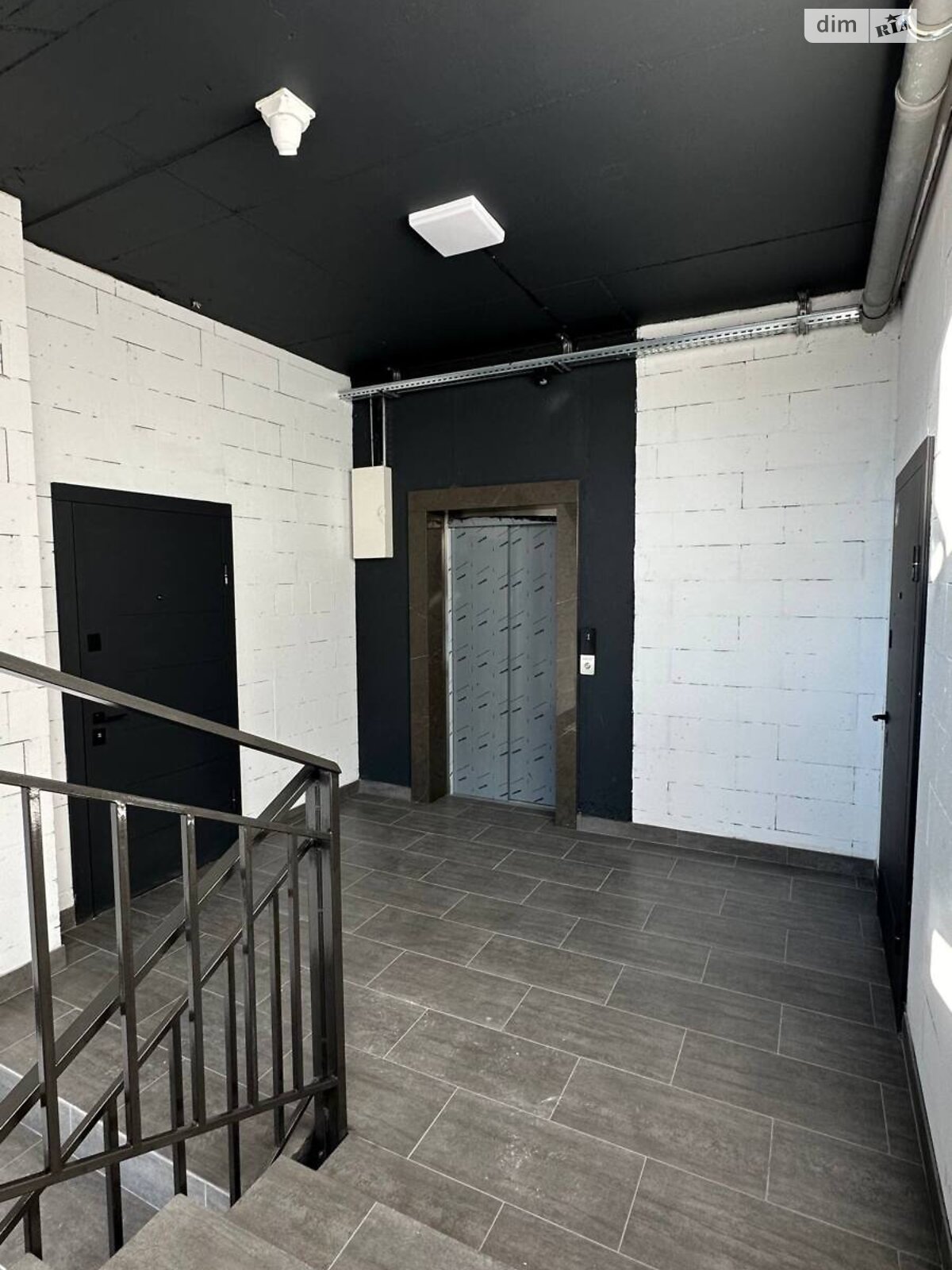 Оренда офісного приміщення в Хмельницькому, Князя Святослава Хороброго (Толстого Льва) вулиця 5, приміщень - 2, поверх - 4 фото 1 Оренда офісного приміщення в Хмельницькому, Князя Святослава Хороброго (Толстого Льва) вулиця 5, приміщень - 2, поверх - 4 фото 1