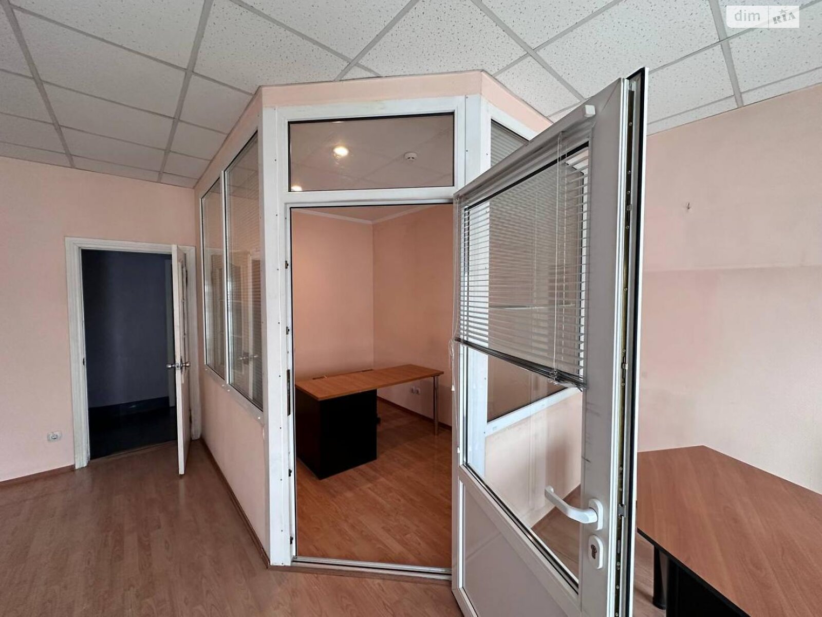 Оренда офісного приміщення в Хмельницькому, Князя Святослава Хороброго (Толстого Льва) вулиця, приміщень -, поверх - 2 фото 1