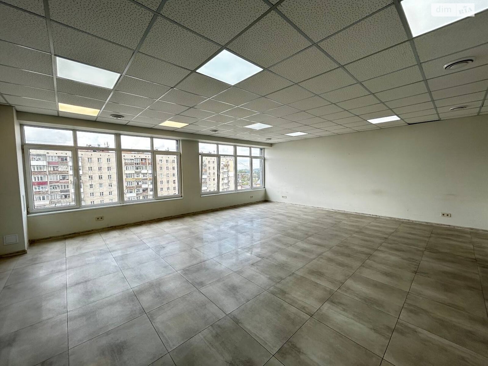 Оренда офісного приміщення в Хмельницькому, Кам’янецька вулиця 17, приміщень - 1, поверх - 6 фото 1 Оренда офісного приміщення в Хмельницькому, Кам’янецька вулиця 17, приміщень - 1, поверх - 6 фото 1